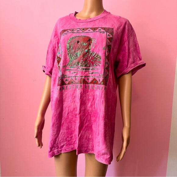 Vintage 90’s Pink Tie Dye Vancouver Aquarium T-shirt - Picture 2 of 11